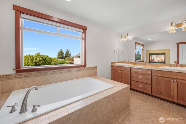 2126 Mukilteo Boulevard, Mukilteo, WA 98203