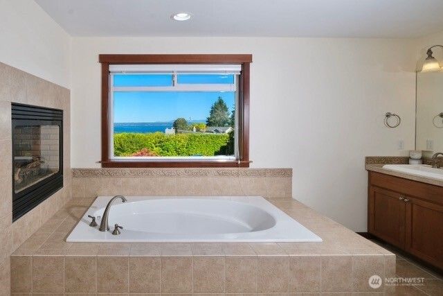 2126 Mukilteo Boulevard, Mukilteo, WA 98203