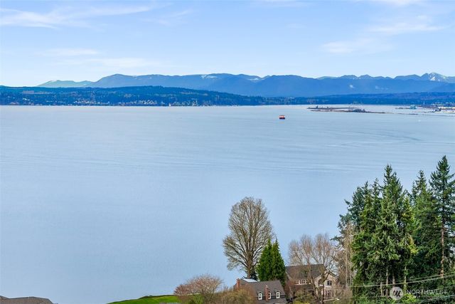 2126 Mukilteo Boulevard, Mukilteo, WA 98203