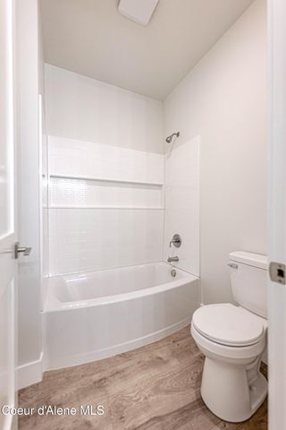 877 Main St, Wardner, ID 83837