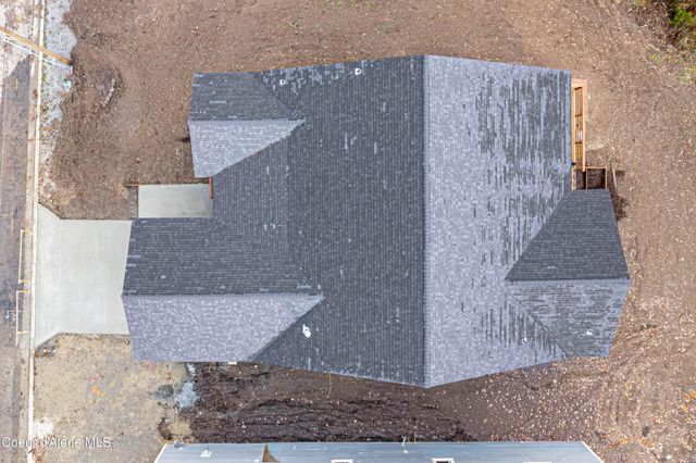 877 Main St, Wardner, ID 83837