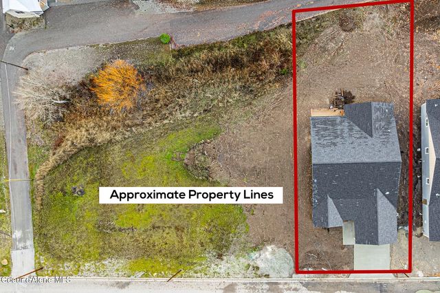 877 Main St, Wardner, ID 83837