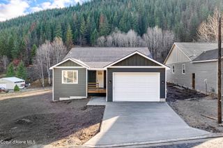 877 Main St, Wardner, ID 83837