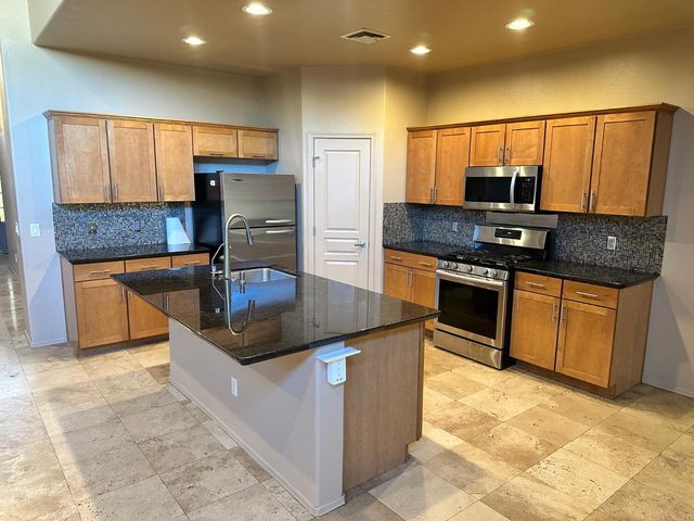1026 W EUCLID Avenue, Phoenix, AZ 85041