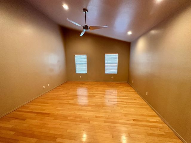 1026 W EUCLID Avenue, Phoenix, AZ 85041