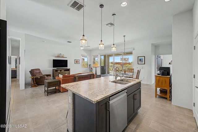 8026 S Galileo Lane, Tucson, AZ 85747