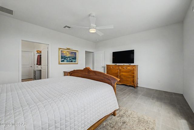 8026 S Galileo Lane, Tucson, AZ 85747