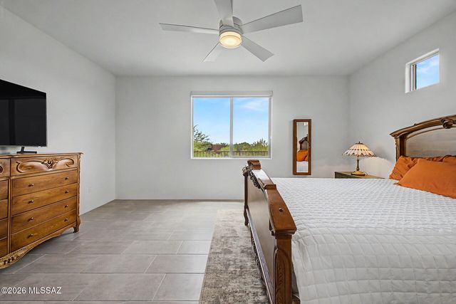 8026 S Galileo Lane, Tucson, AZ 85747