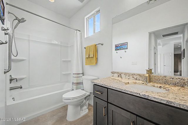 8026 S Galileo Lane, Tucson, AZ 85747
