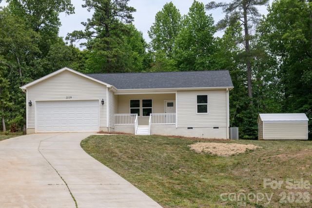 2119 South Road, Morganton, NC 28655