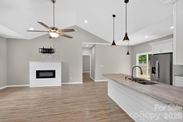 2119 South Road, Morganton, NC 28655