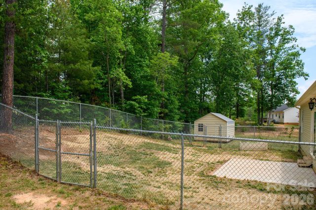 2119 South Road, Morganton, NC 28655