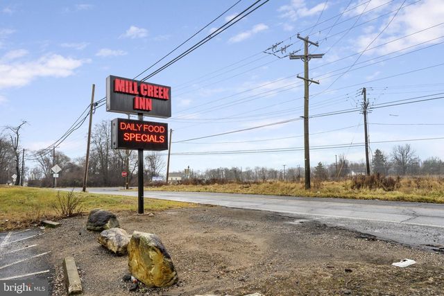 1 MILL CREEK ROAD, Morrisville, PA 19067