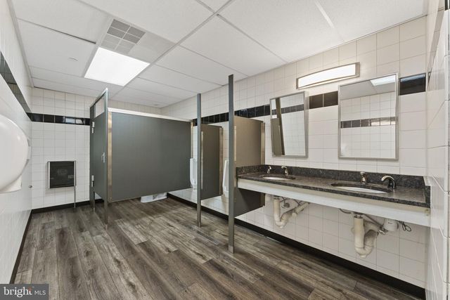 1 MILL CREEK ROAD, Morrisville, PA 19067