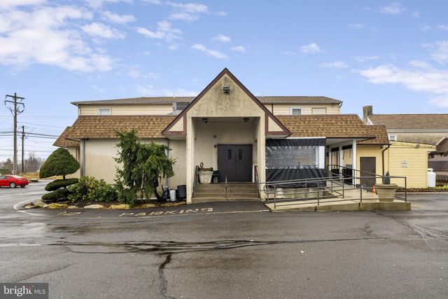 1 MILL CREEK ROAD, Morrisville, PA 19067