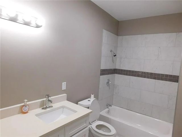 2240 Jackson Circle A, Carrollton, TX 75006