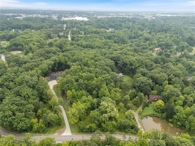 17660 Egbert Road, Bedford, OH 44146