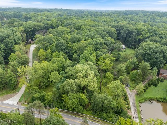 17660 Egbert Road, Bedford, OH 44146