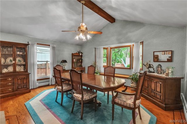 84 Carriage Cir, Amherst, NY 14221