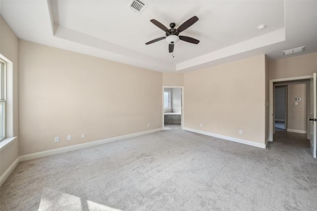 2028 E Lake Drive, Huntsville, TX 77340