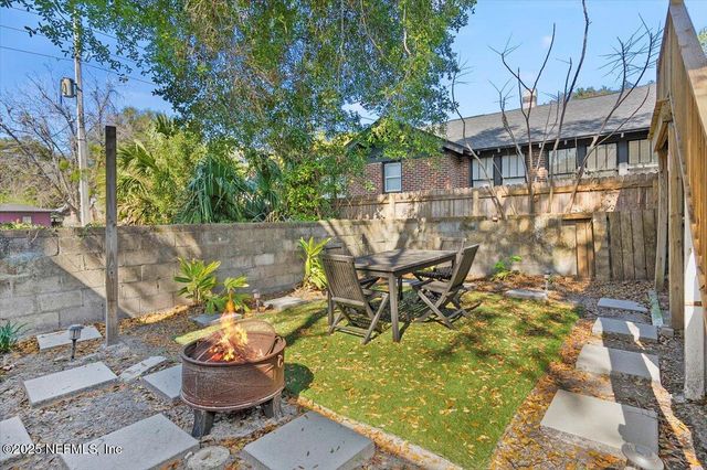 2575 DELLWOOD Avenue, Jacksonville, FL 32204