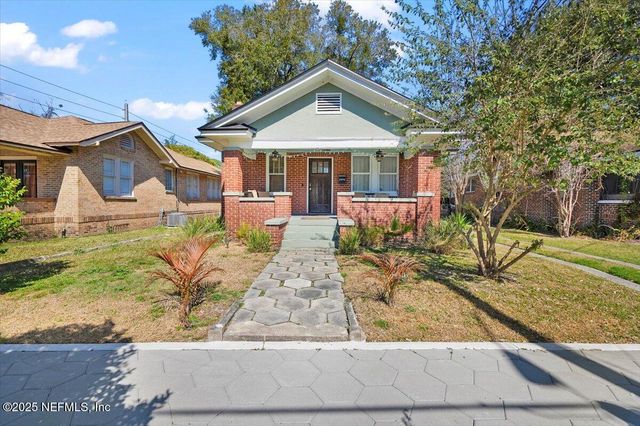 2575 DELLWOOD Avenue, Jacksonville, FL 32204