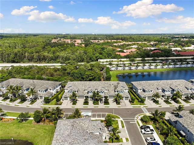 2567 Seychelles DR 207, Naples, FL 34112