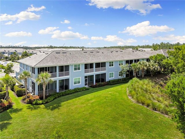 2567 Seychelles DR 207, Naples, FL 34112