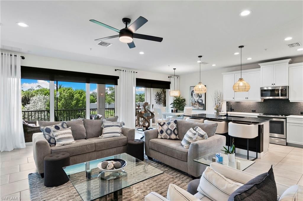 2567 Seychelles DR 207, NAPLES, FL 34112 — photo 3