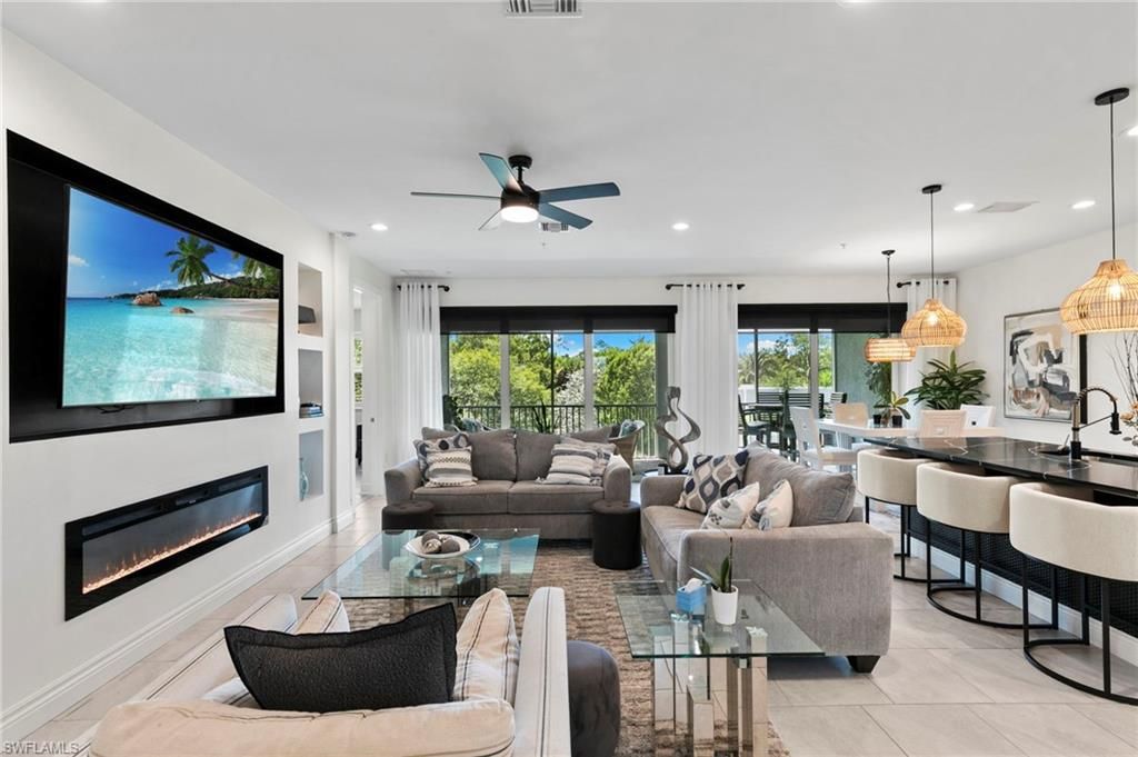 2567 Seychelles DR 207, NAPLES, FL 34112 — photo 4