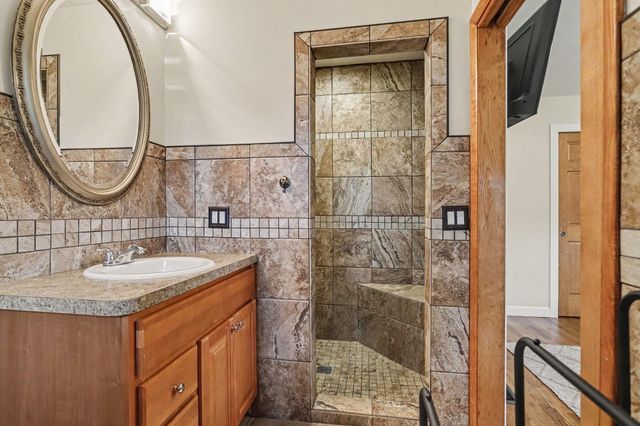 128 Chapel Hill Drive, Battle Creek, MI 49015