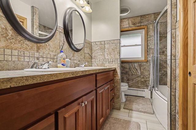 128 Chapel Hill Drive, Battle Creek, MI 49015