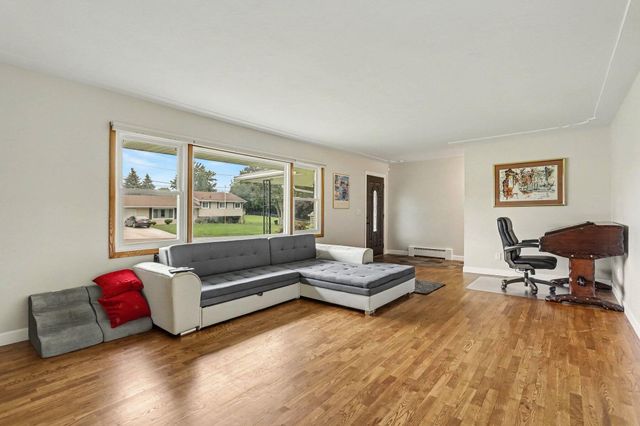 128 Chapel Hill Drive, Battle Creek, MI 49015