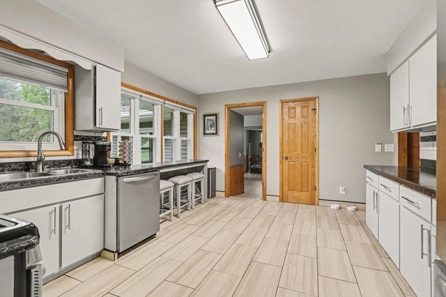 128 Chapel Hill Drive, Battle Creek, MI 49015