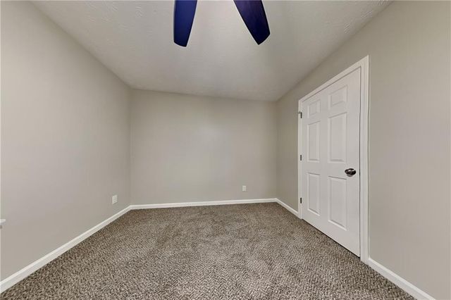 1304 Stephens Pond View, Loganville, GA 30052