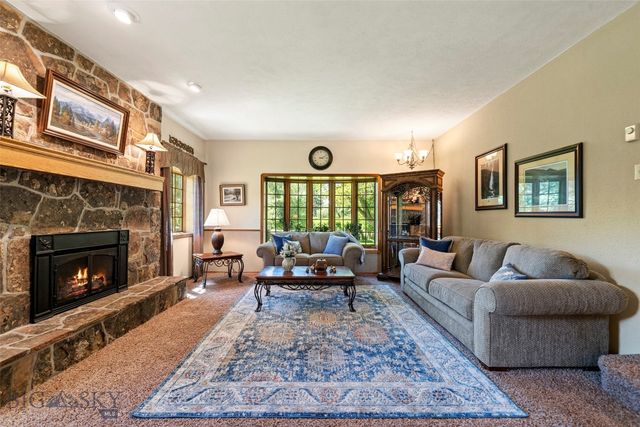 60 E Hitching Post Road, Bozeman, MT 59715