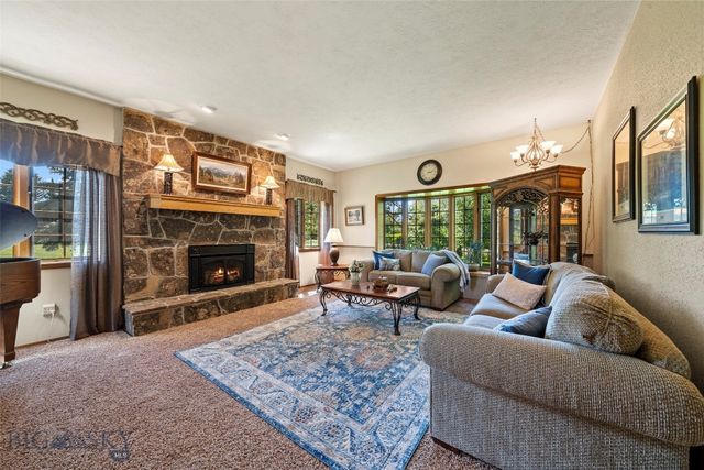 60 E Hitching Post Road, Bozeman, MT 59715