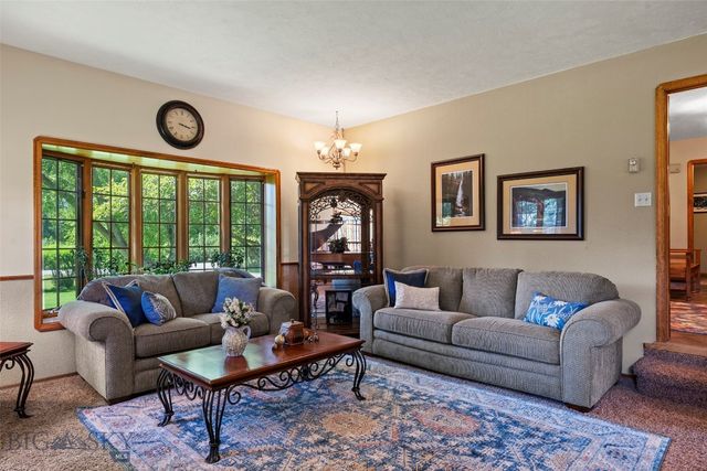 60 E Hitching Post Road, Bozeman, MT 59715