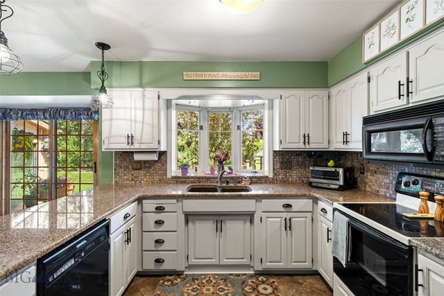 60 E Hitching Post Road, Bozeman, MT 59715