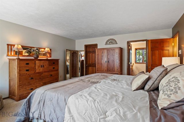 60 E Hitching Post Road, Bozeman, MT 59715