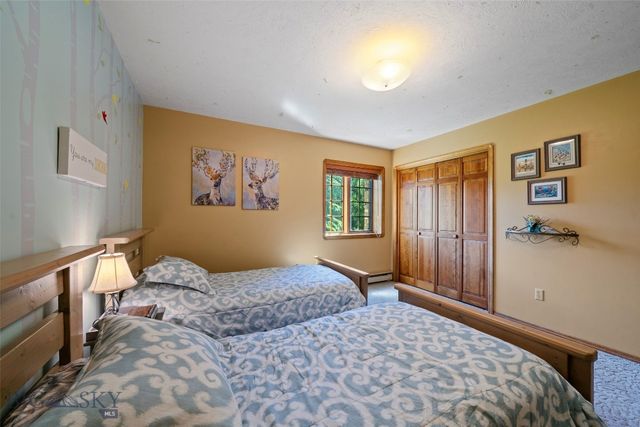 60 E Hitching Post Road, Bozeman, MT 59715