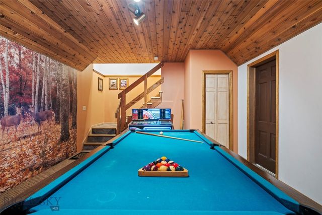 60 E Hitching Post Road, Bozeman, MT 59715