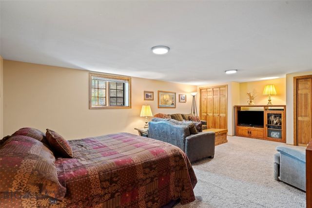 60 E Hitching Post Road, Bozeman, MT 59715