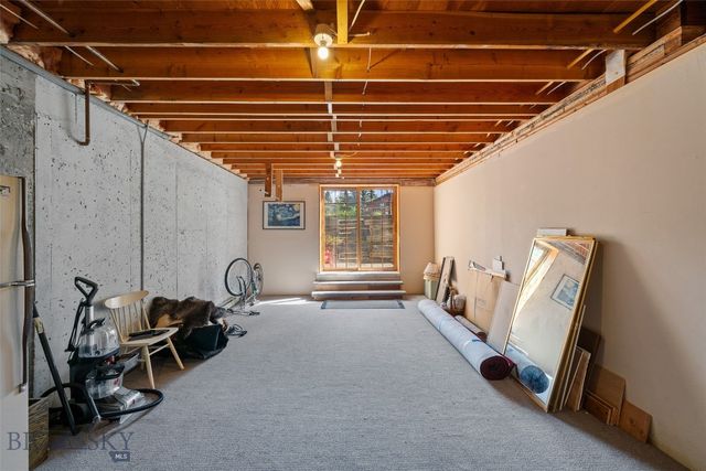 60 E Hitching Post Road, Bozeman, MT 59715