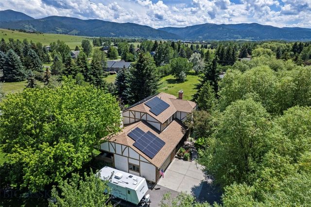 60 E Hitching Post Road, Bozeman, MT 59715