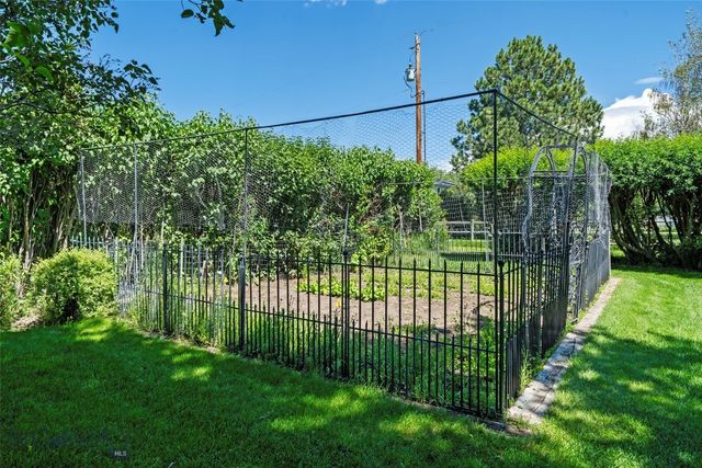 60 E Hitching Post Road, Bozeman, MT 59715