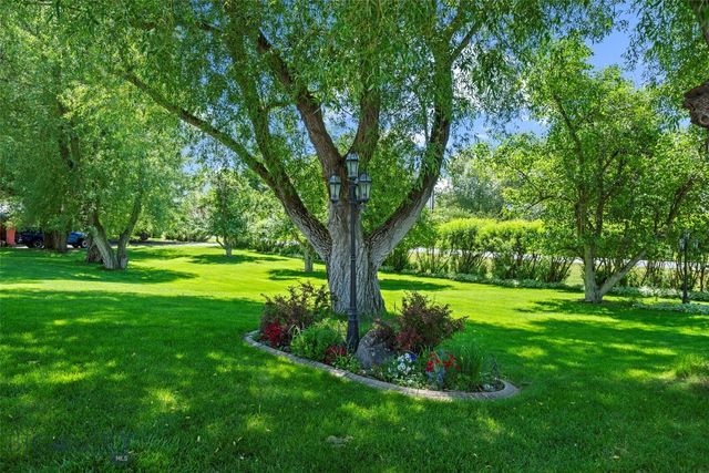 60 E Hitching Post Road, Bozeman, MT 59715
