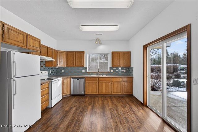 221 W Frontier TRL, Post Falls, ID 83854