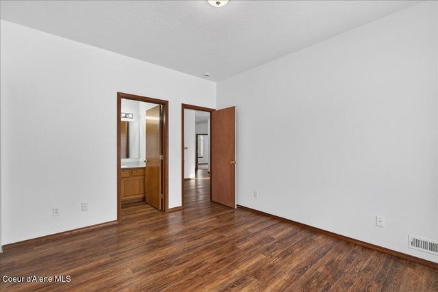 221 W Frontier TRL, Post Falls, ID 83854