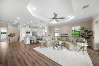 9685 Montelanico LOOP # 201, Naples, FL 34119